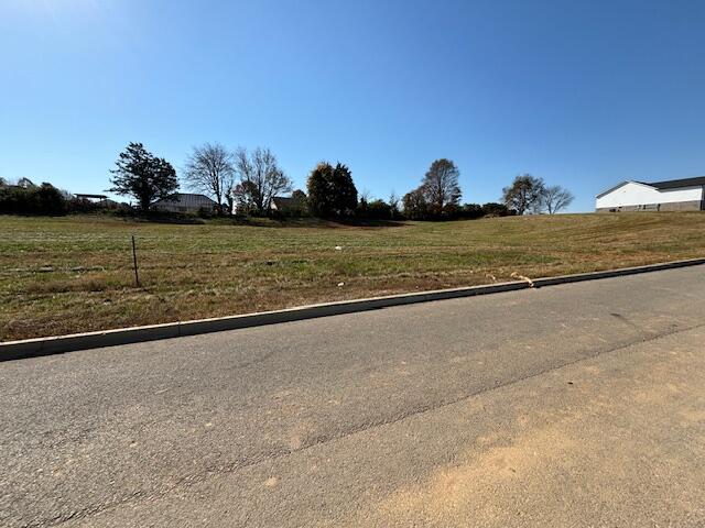 Listing photo 3 for 412 Lone Oak Dr, Somerset KY 42503