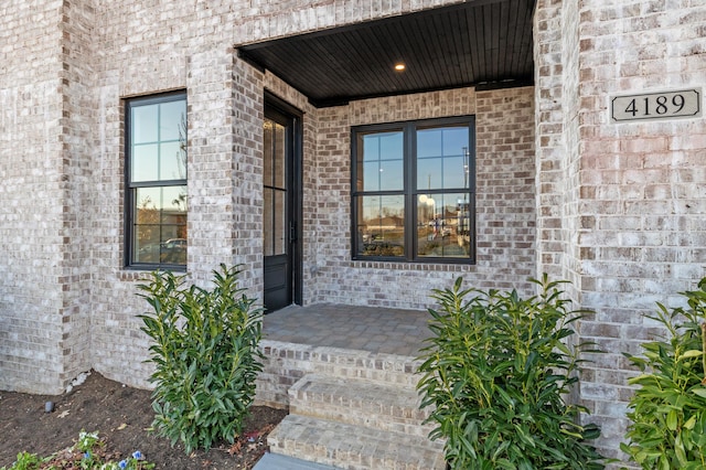 property entrance with a porch