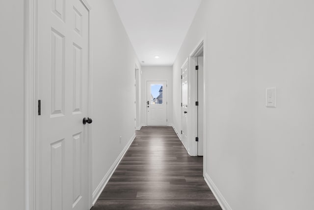 148 Nuthatch Trl, Georgetown, KY 40324 - hallway featuring baseboards, dark wood-style flooring, and recessed lighting