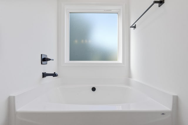 148 Nuthatch Trl, Georgetown, KY 40324 - bathroom featuring a bath