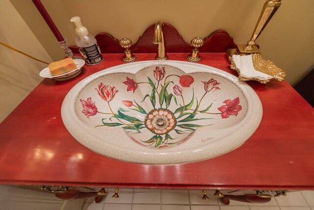 room details featuring tile patterned floors