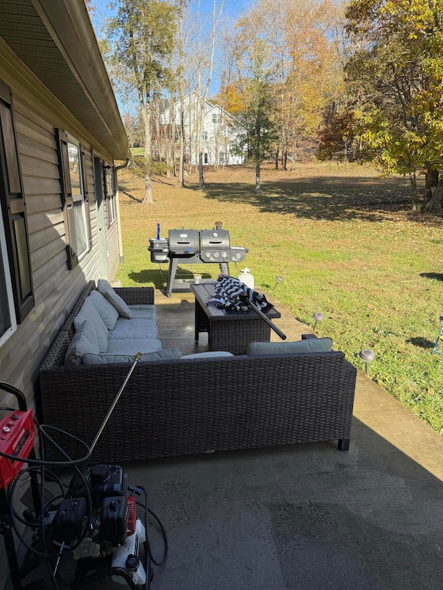 view of yard with an outdoor hangout area and a patio