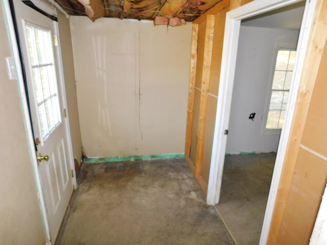 interior space featuring concrete flooring