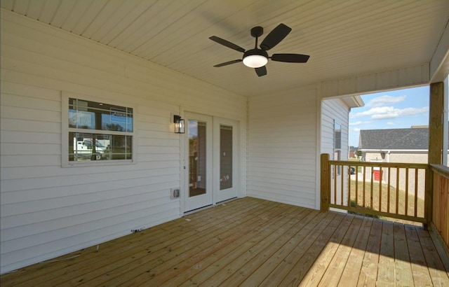 deck with ceiling fan