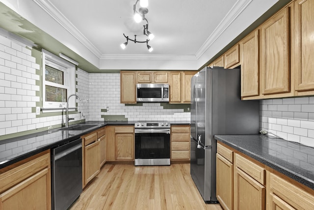 223 Sycamore Rd, Stanton, KY 40380 - kitchen with light wood-type flooring, backsplash, appliances with stainless steel finishes, and a sink
