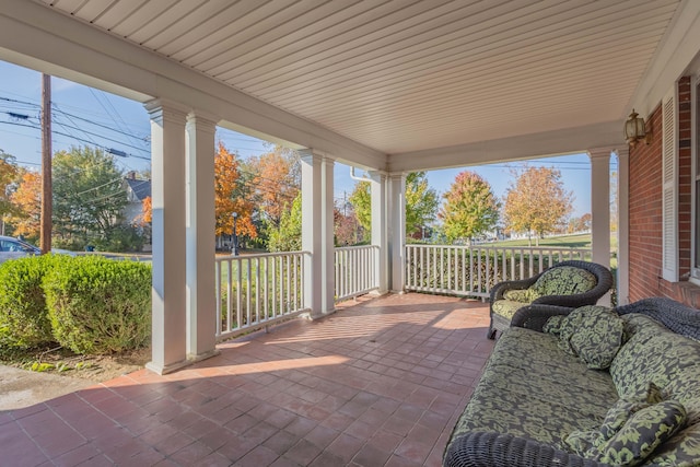 view of patio / terrace with covered porch