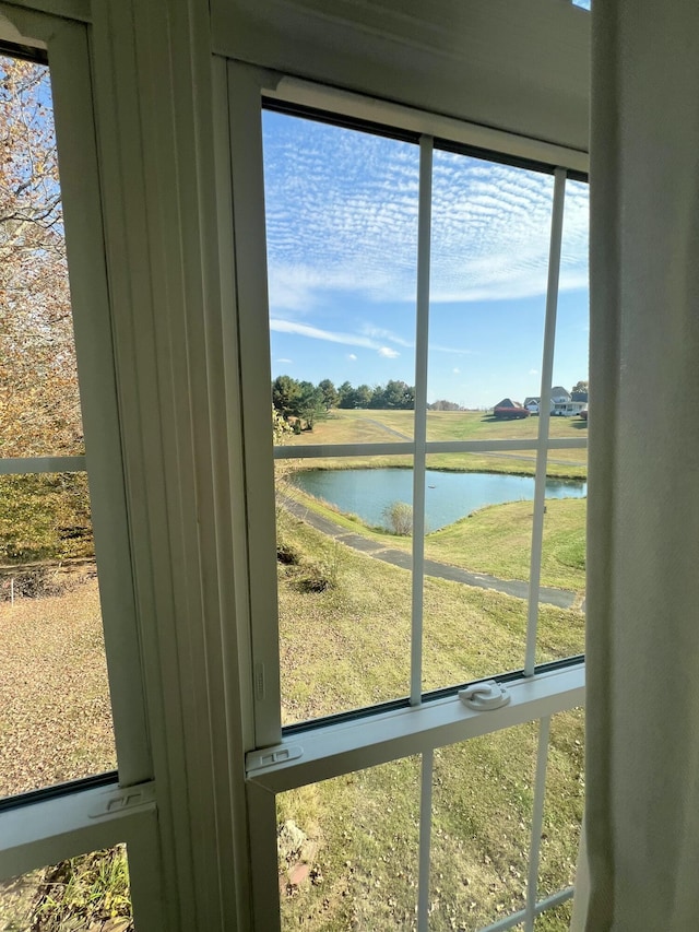 interior details featuring a water view