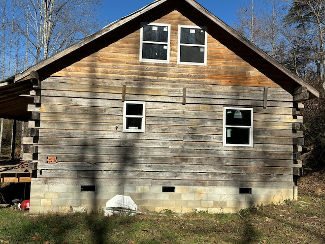 view of home's exterior