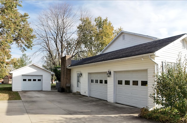 view of home's exterior