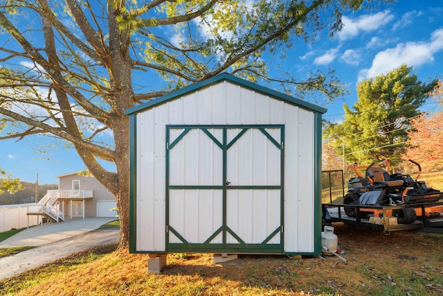 view of outbuilding