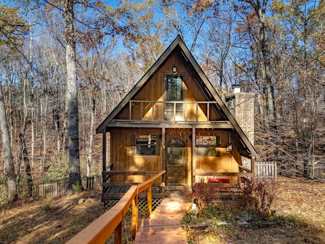 view of front of property featuring a porch