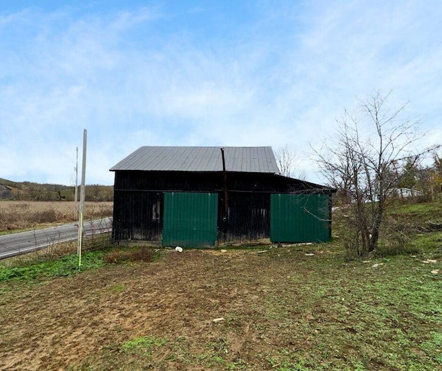 view of outdoor structure