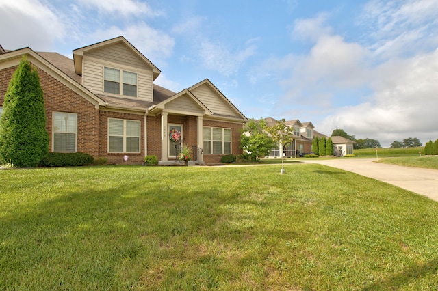 view of front of home with a front lawn