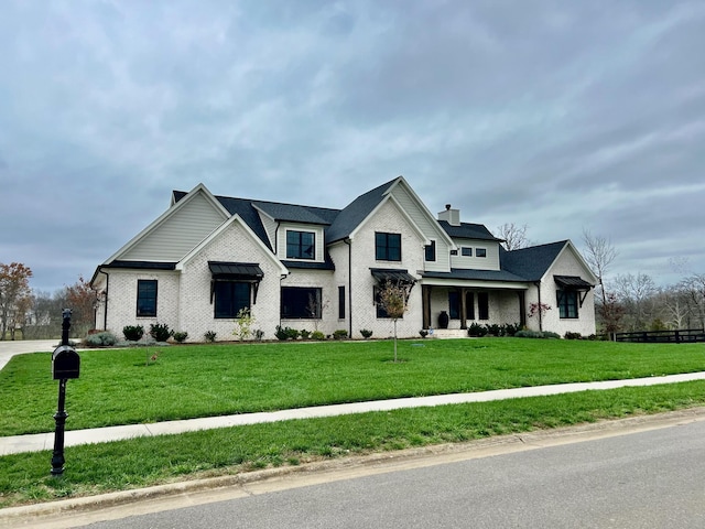 view of front of house with a front yard