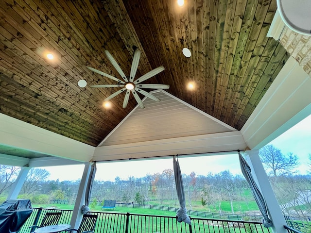 details with ceiling fan