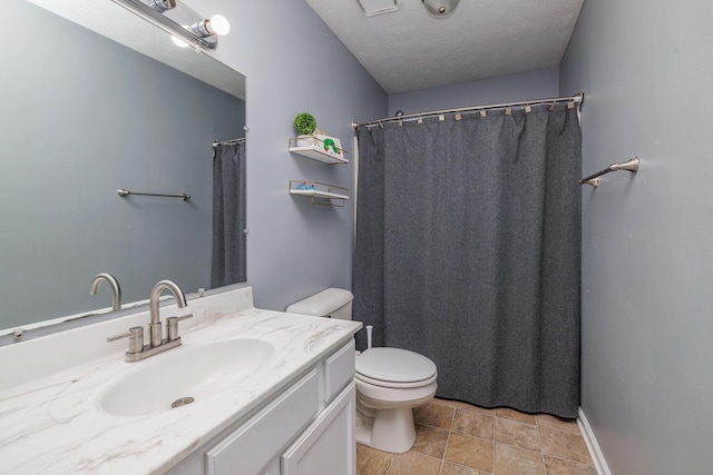 113 Alpine Way, Nicholasville, KY 40356 - full bathroom with vanity, toilet, a textured ceiling, stone finish flooring, and a shower with curtain