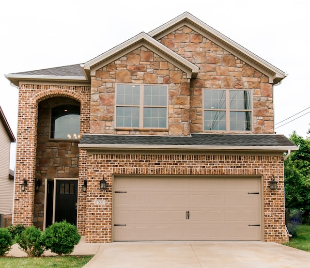 view of front facade with a garage