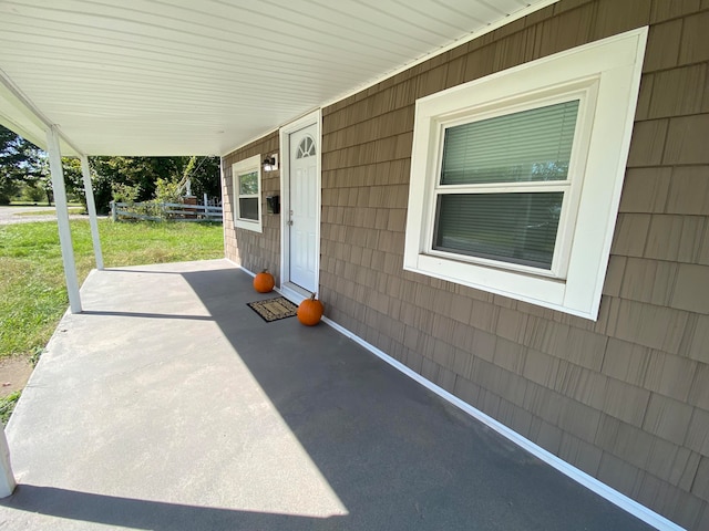 view of patio featuring covered porch