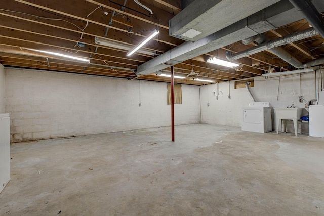 basement featuring washer / clothes dryer