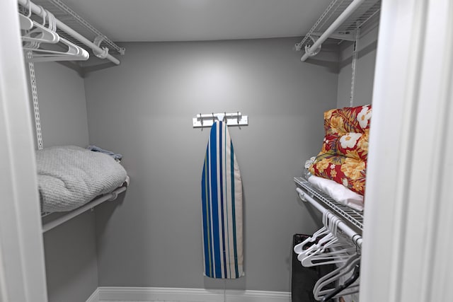 view of spacious closet