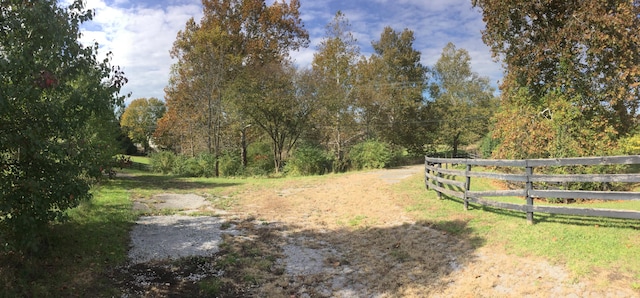 Listing photo 3 for 4951 Tates Creek Rd, Lexington KY 40505