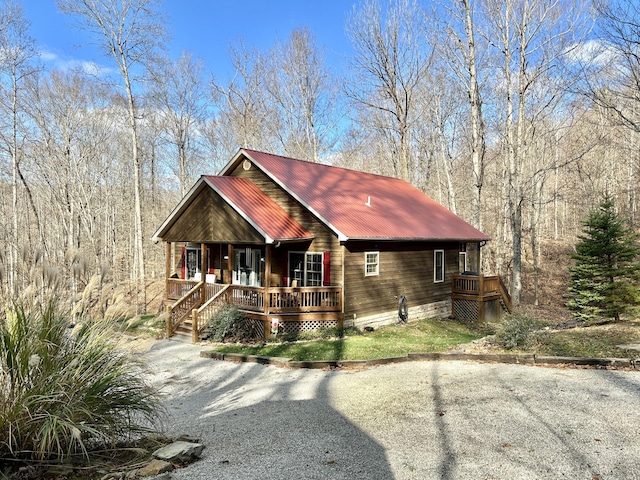 view of front facade with covered porch