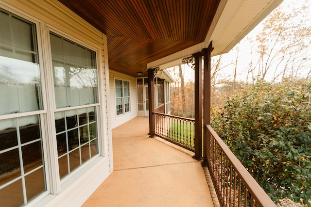 balcony with a porch