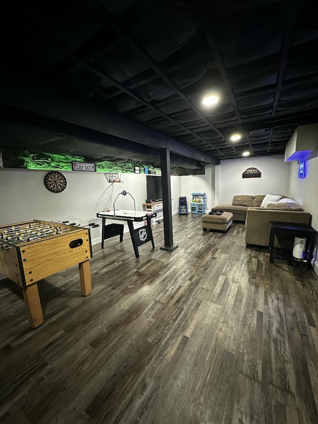 2458 High Bridge Rd, Lancaster, KY 40444 - playroom with wood finished floors