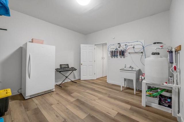 1063 Wades Mill Rd, Winchester, KY 40391 - misc room with wood finished floors and baseboards