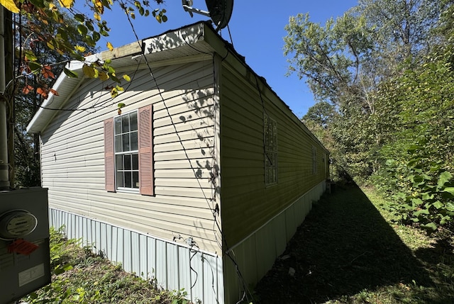 view of home's exterior