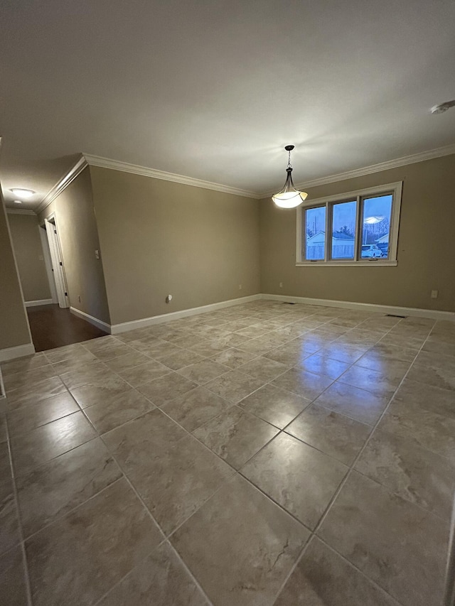 empty room with crown molding