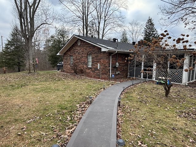 view of front of house with a front yard