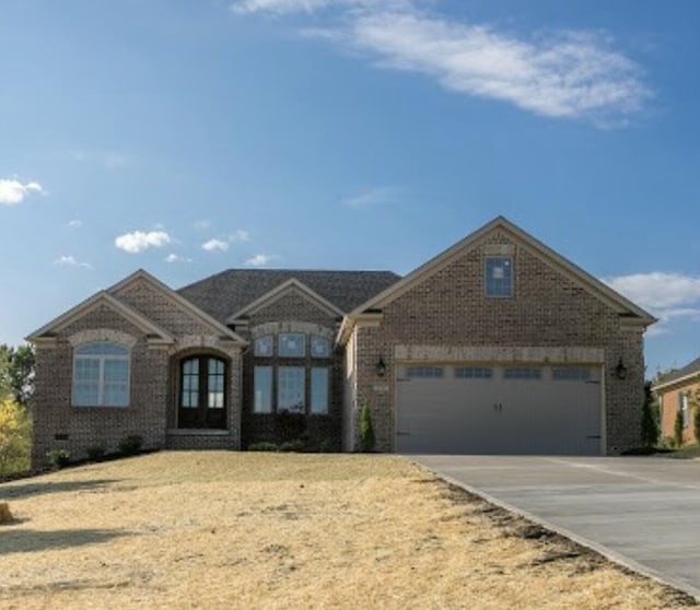 view of front facade featuring a garage