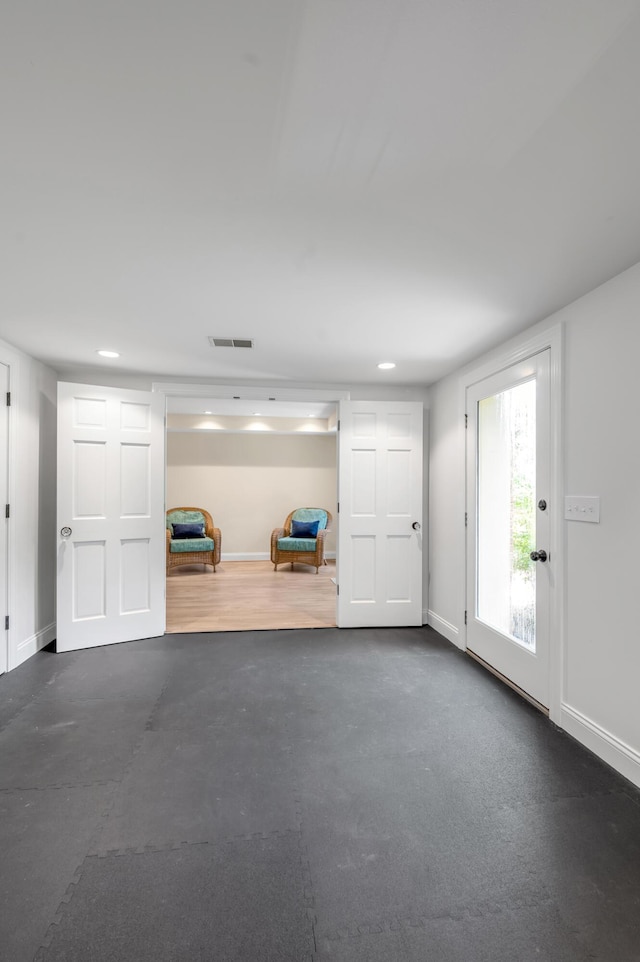 1821 Delong Rd, Lexington, KY 40515 - interior space with baseboards, visible vents, and recessed lighting