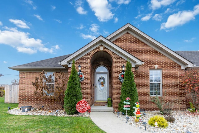 view of front of house with a front lawn