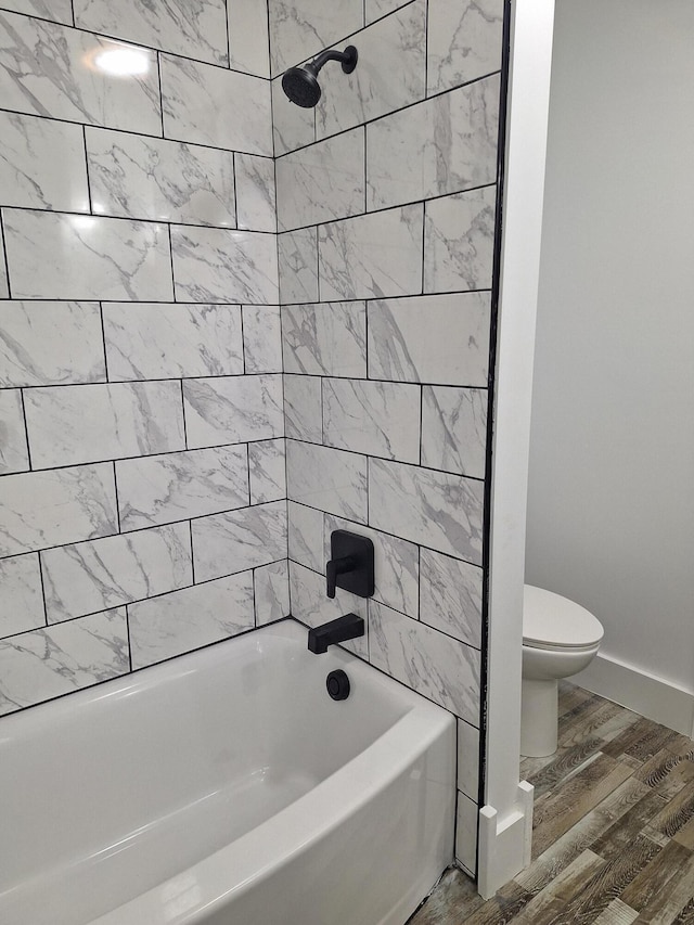 15 David St, Flemingsburg, KY 41041 - full bathroom with wood finished floors and washtub / shower combination