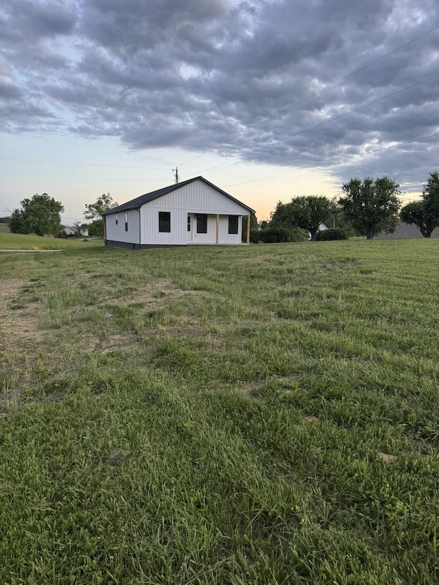 15 David St, Flemingsburg, KY 41041 - view of grassy yard featuring an outbuilding and an outdoor structure