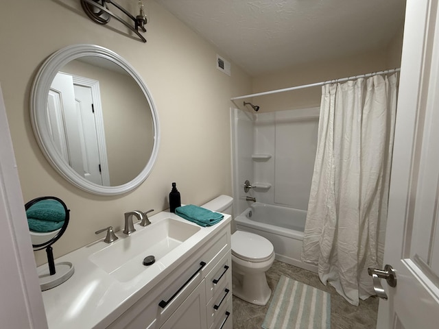 18 Ash Dr, Nancy, KY 42544 - full bath featuring toilet, vanity, and shower / bath combination with curtain