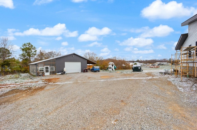 330 Duncan St, Somerset, KY 42501 - view of yard featuring an outdoor structure, a garage, and dirt driveway