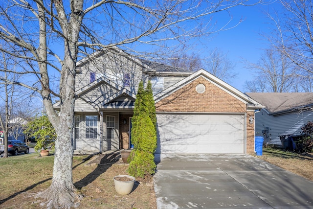 view of front property featuring a garage