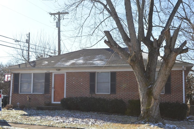 view of front of property