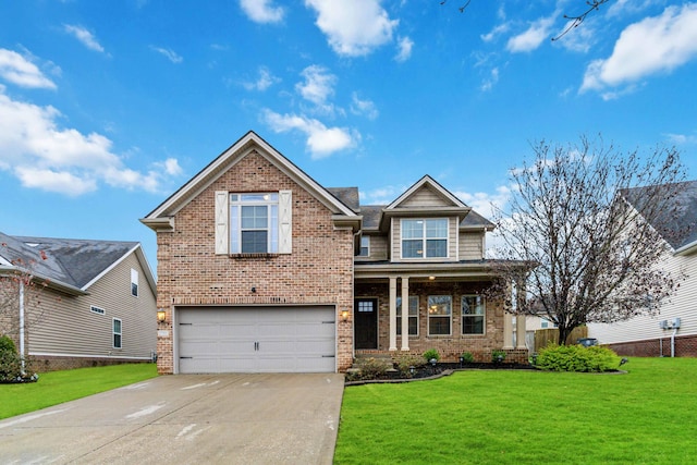 craftsman house featuring a front lawn and a garage