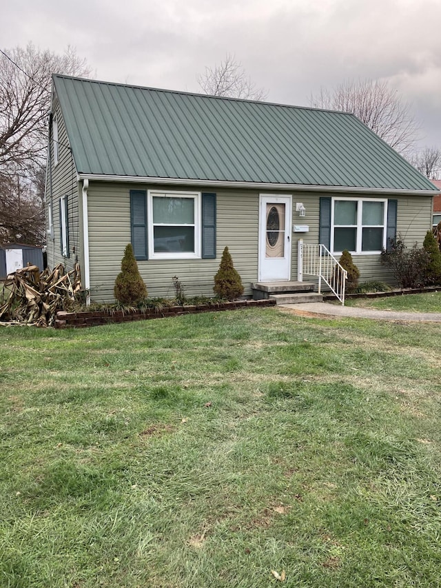 view of front of house with a front yard