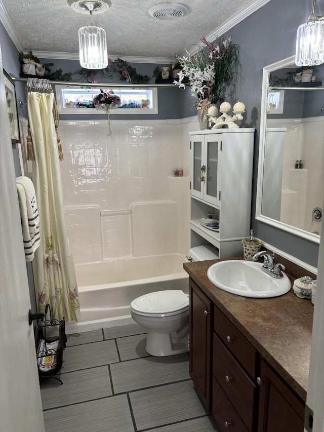 full bathroom with a textured ceiling, toilet, shower / tub combo, and vanity