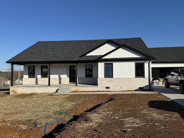 view of front of house with a porch