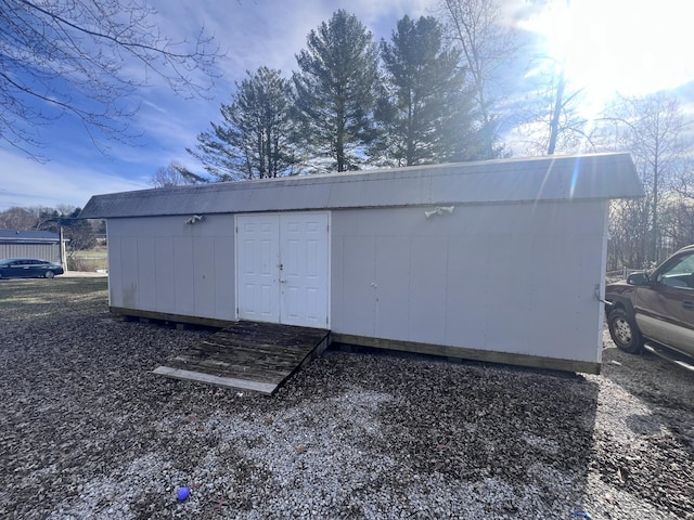 view of outbuilding