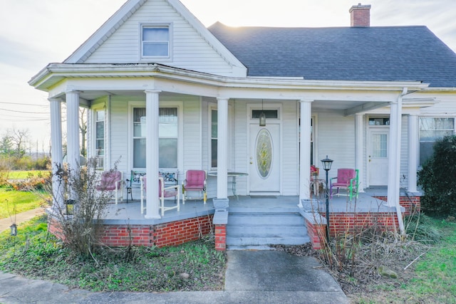 view of front facade with a porch