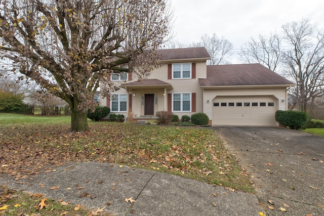 view of front facade featuring a garage