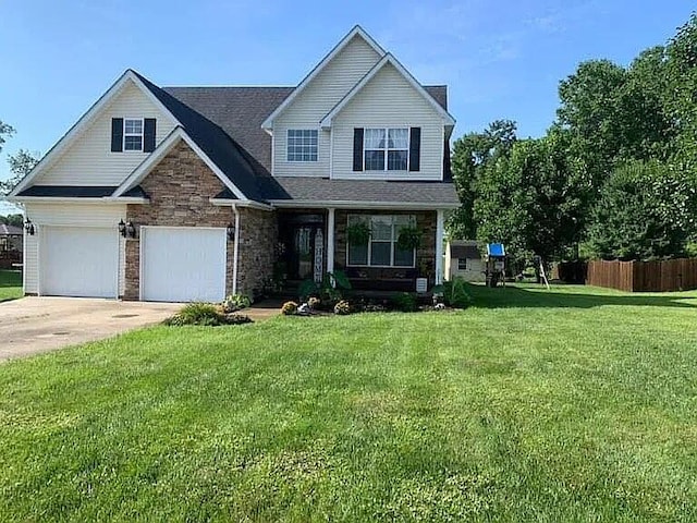 view of front of home with a front lawn