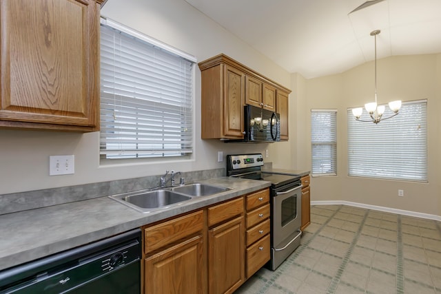 kitchen with sink, black appliances, a notable chandelier, hanging light fixtures, and lofted ceiling